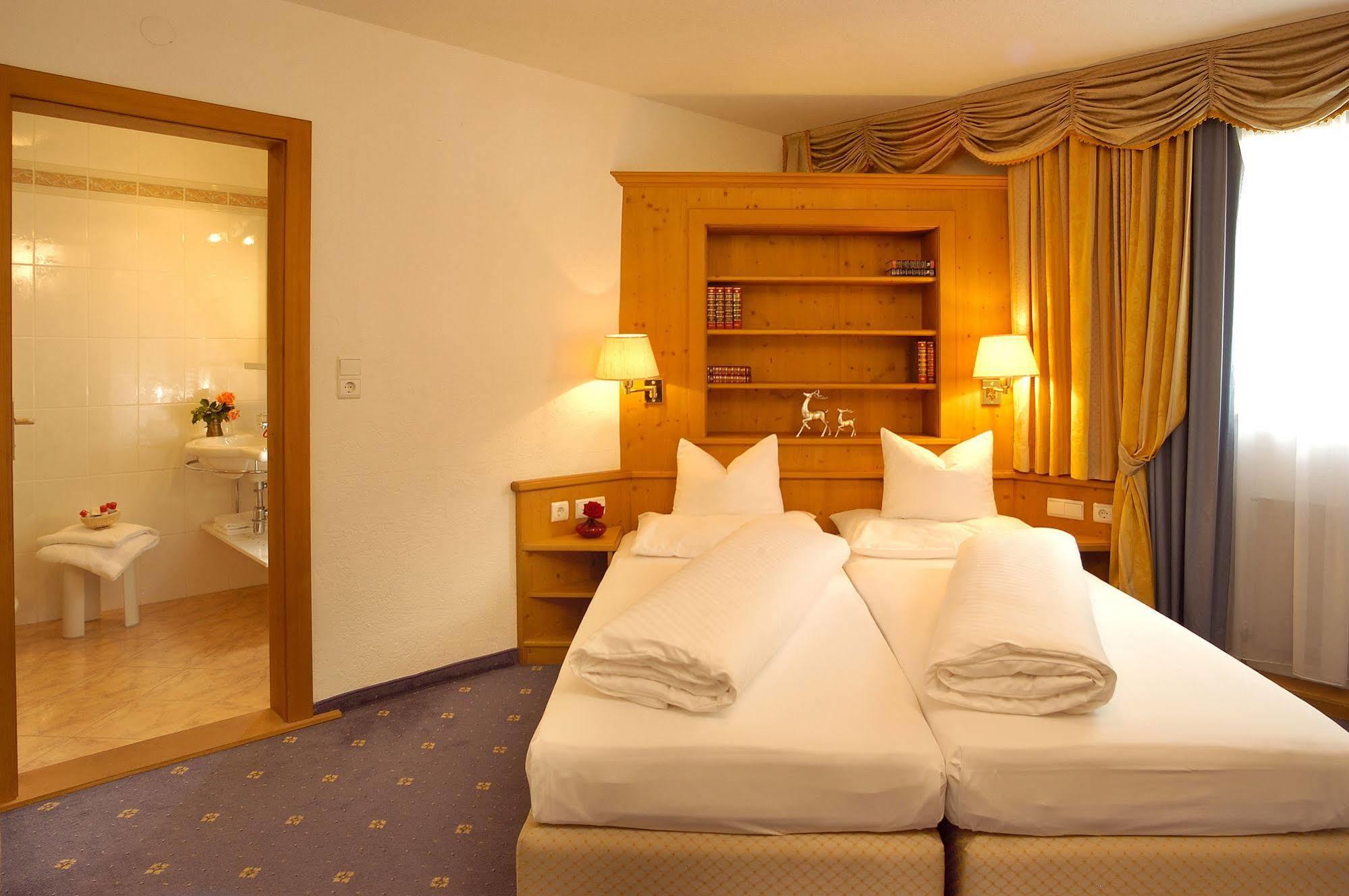 Sporthotel Xander Leutasch Bagian luar foto